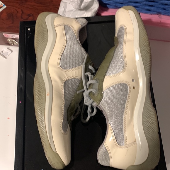 - Prada Shoes - Picture 6 of 7